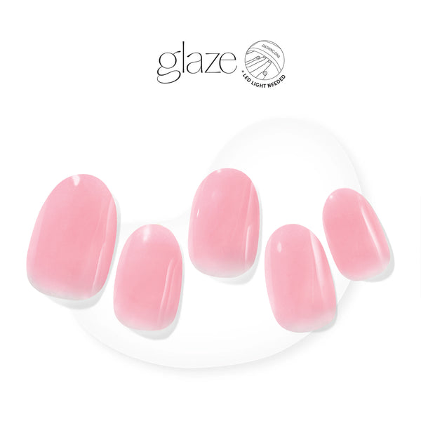 Semi-cured mauve pink gel nail strips with mega volume & maximum shine.