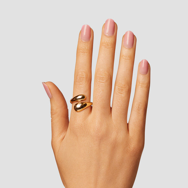 Semi-cured mauve pink gel nail strips with mega volume & maximum shine.