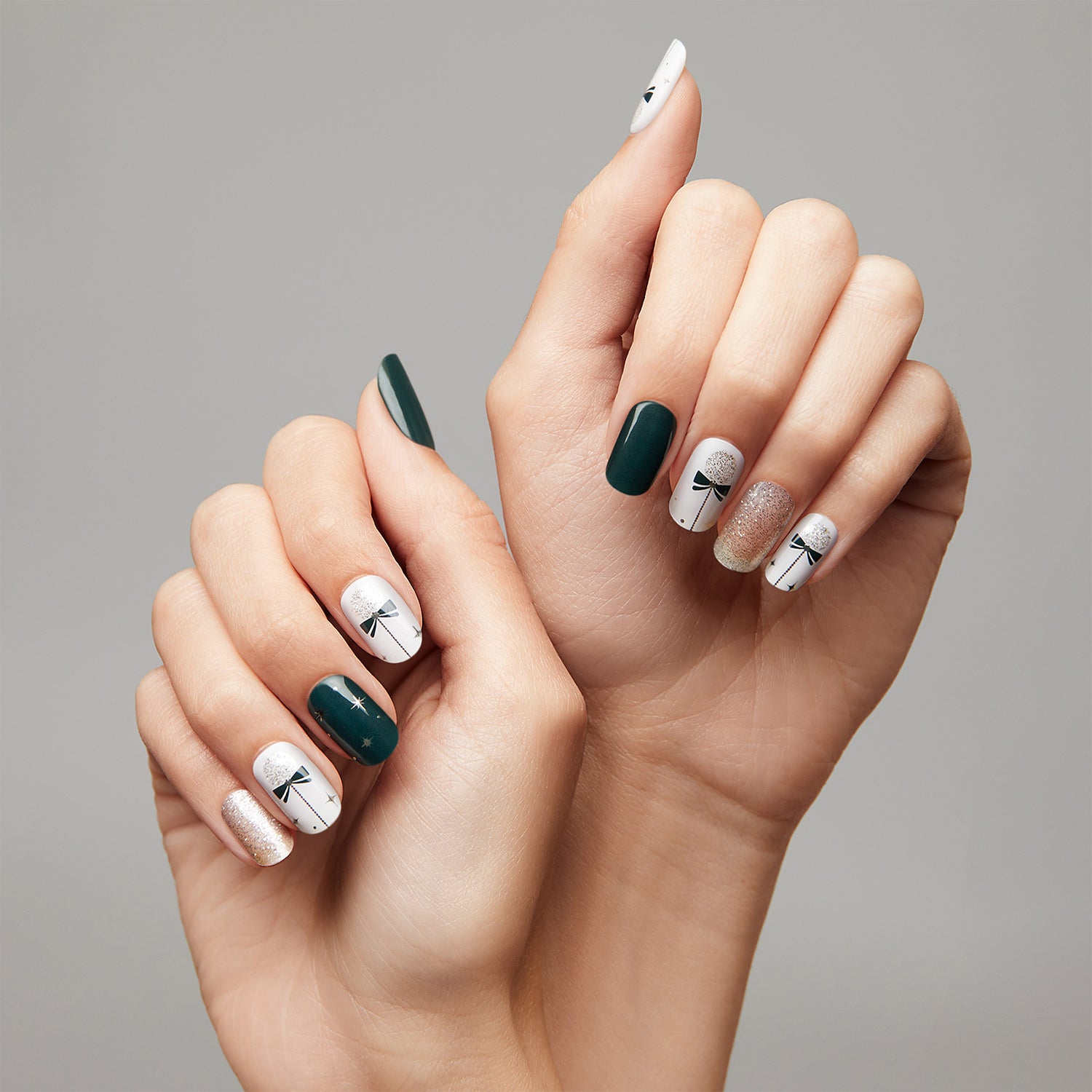 12 Brilliant Foil Nail Designs to Try This Weekend
