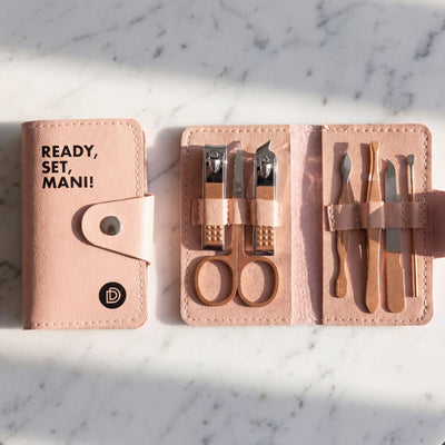 <p>Free Mani Kit </p><p>with Any 3 Gotta Jet Manis</p>