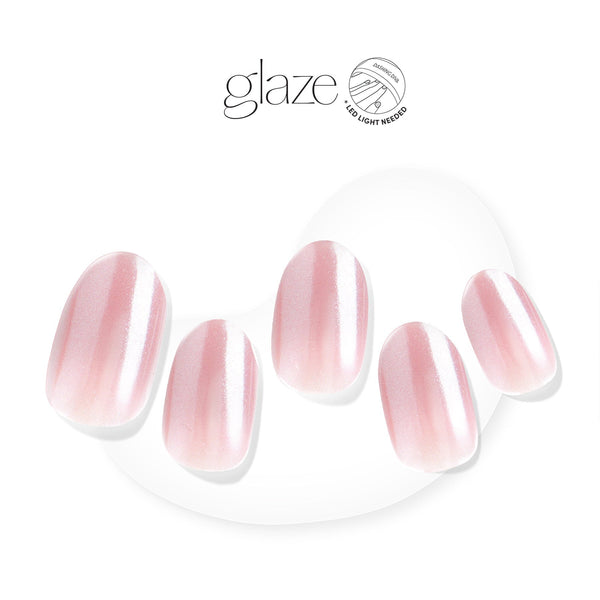 Semi-cured, mauve pink, chrome gel nail strips with mega volume & maximum shine.